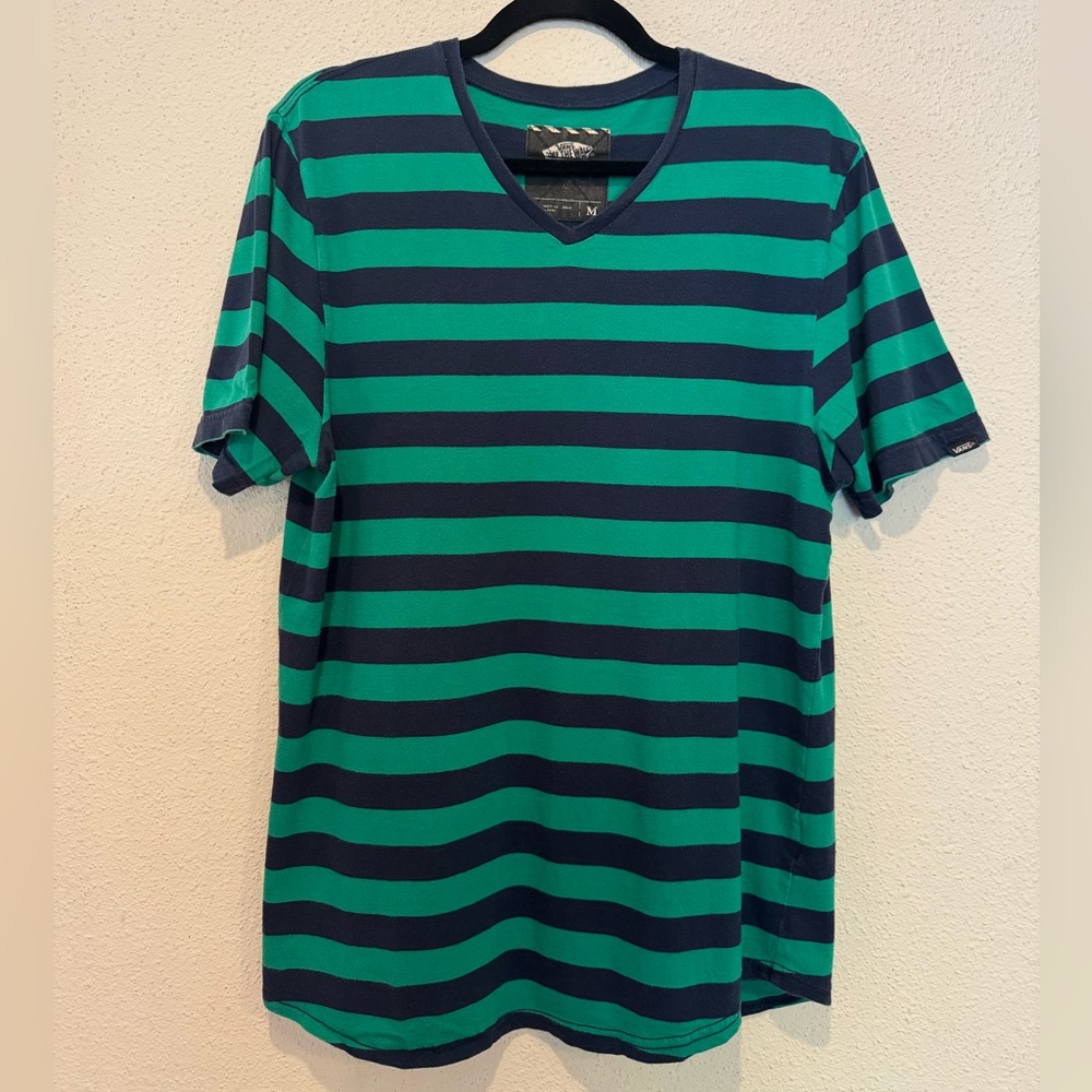 Vans Striped V-Neck T-Shirt Men's Medium